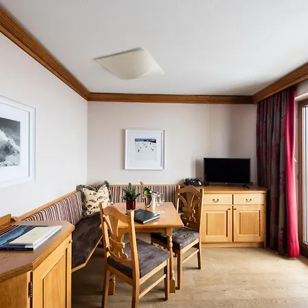 Hotel & Montana