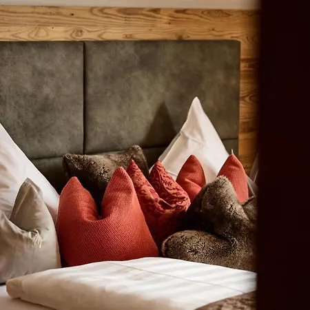 & Montana Otel Lech am Arlberg